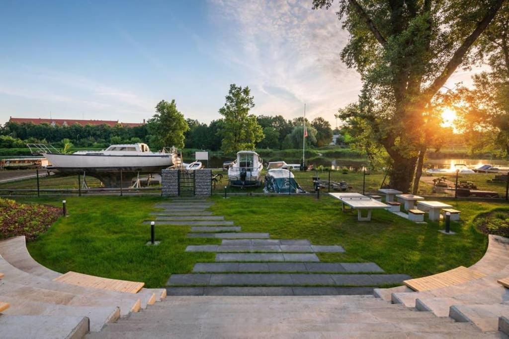 Marina Apartament Wrocław Eksteriør billede